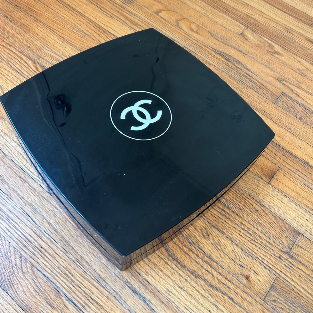 Chanel large box